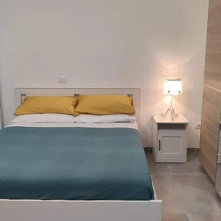 44 Gatti Grazioso Monolocale Apartment *